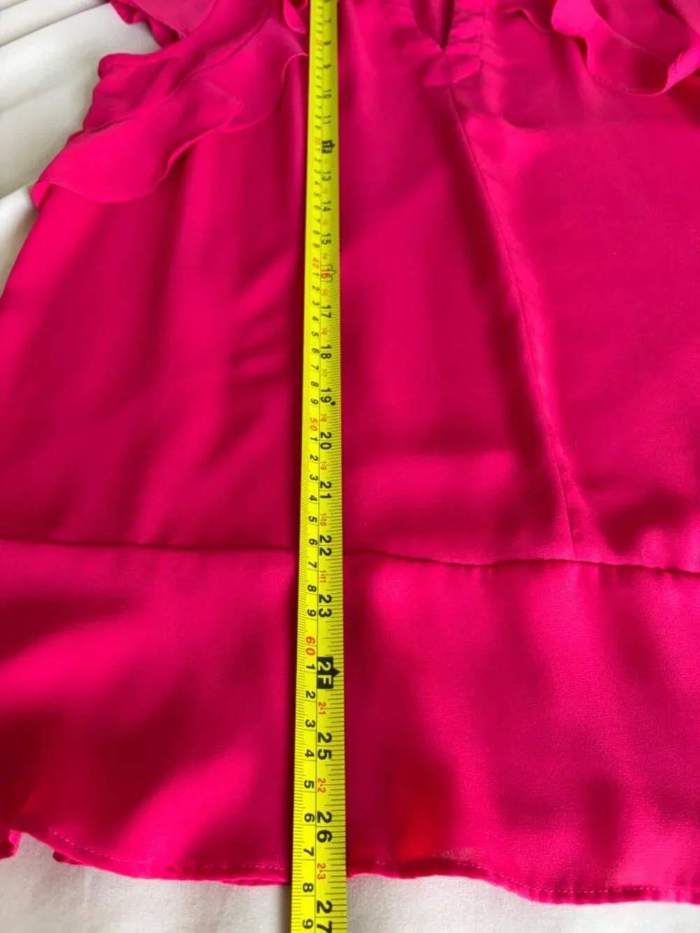 Banana Republic Pink Ruffle V-Neck Peplum Blouse Size Medium - Picture 10 of 11